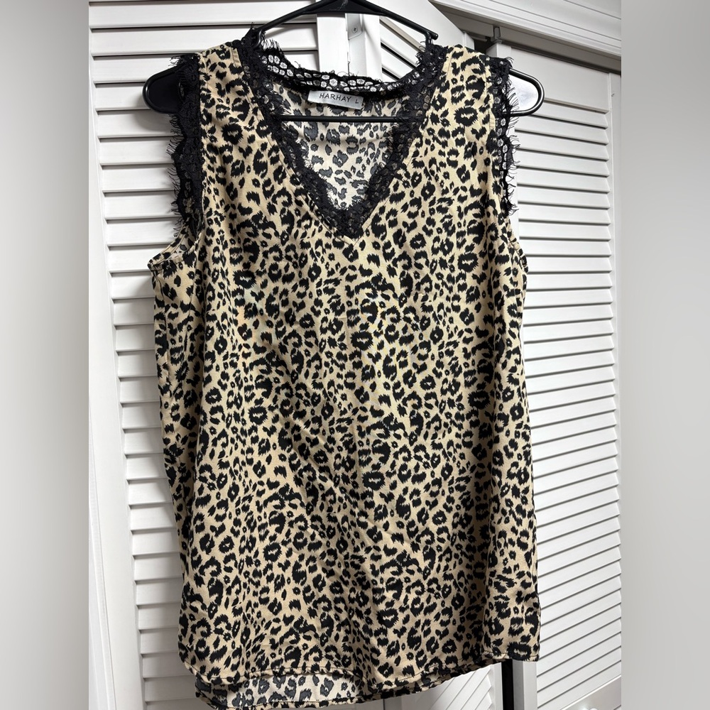 Leopard Print Sleeveless Top with Lace Trim